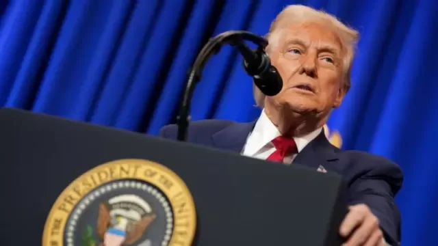 Trump Protects Venezuelan Oil Revenue in U.S.