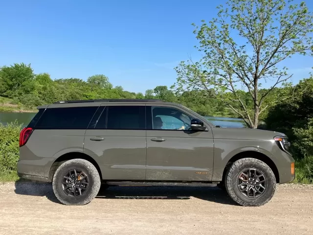 Expedition Tremor: Bold Tech, Baffling Design