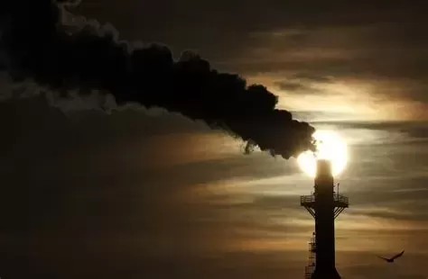 2025 Climate Lawsuits: Plaintiffs Surge as Industry Digs In